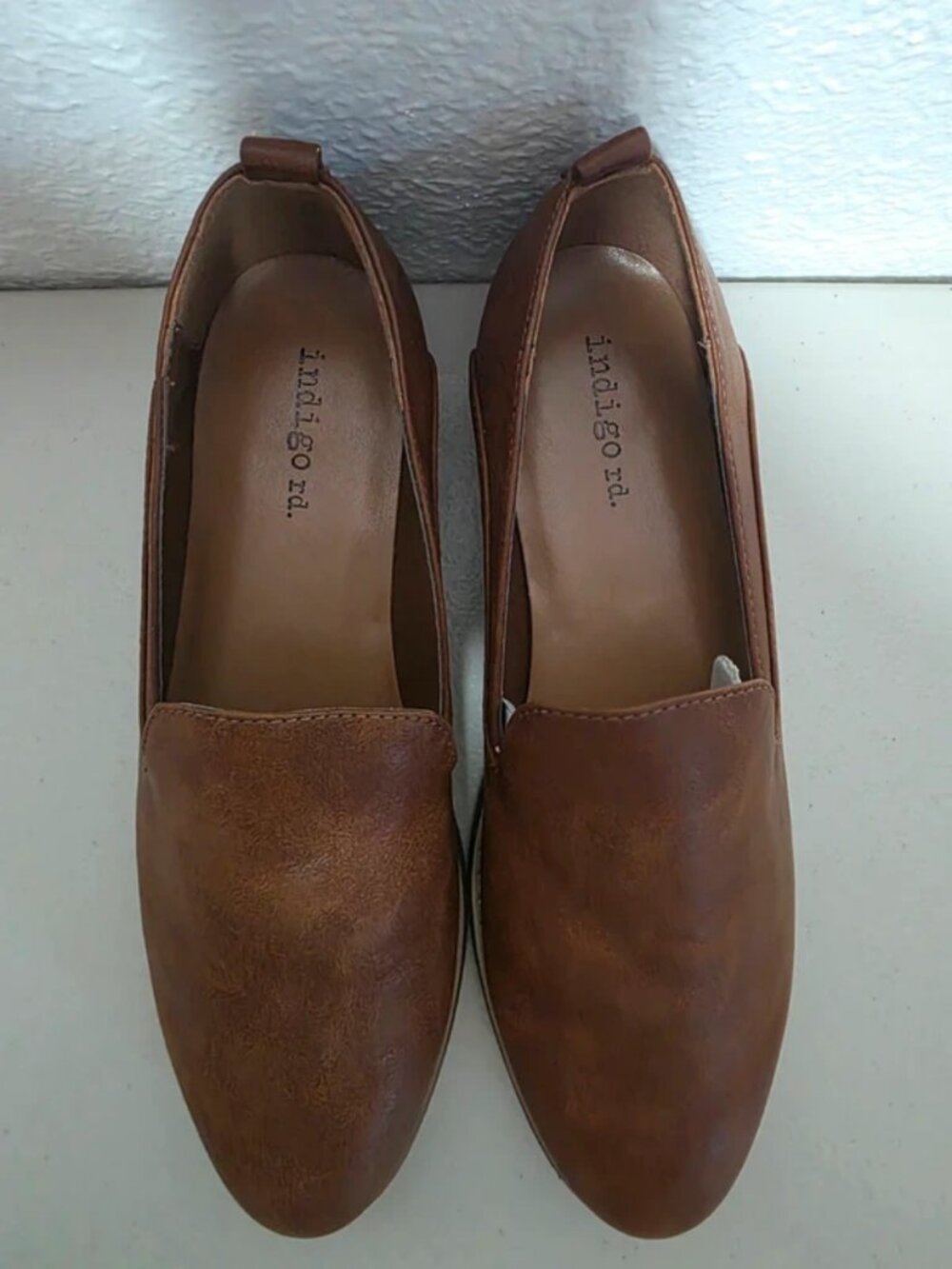 Women's dress shoes